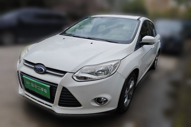 Used Ford Focus 2012 Sedan 1.6L Automatic Fashion Edition