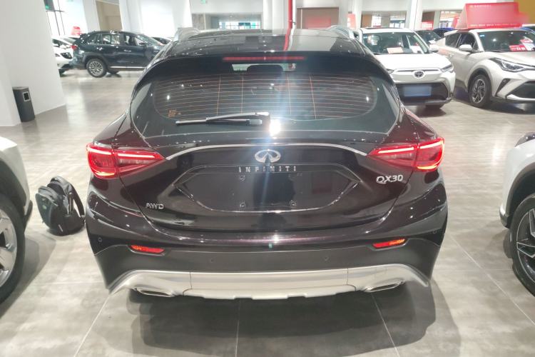 Used Infiniti QX30 2017 2.0T Four-Wheel Drive Sport Edition

