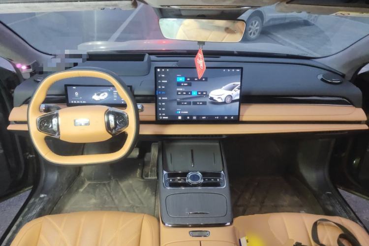 Used Geely Galaxy 8 2025 130km EM-i Flagship Edition Center Console