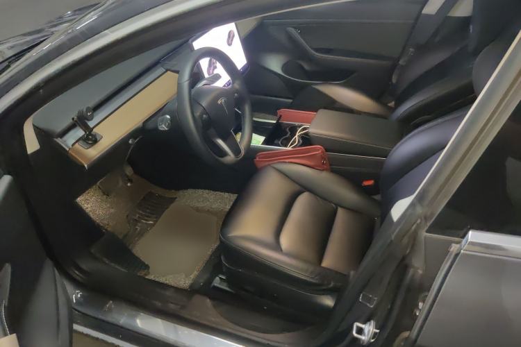 Used Tesla Model 3 2020 Long-Range Rear-Wheel-Drive Version