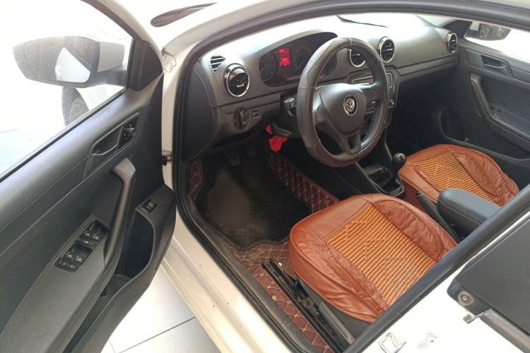 Used Volkswagen Jetta 2017 1.4L Manual Fashion Edition