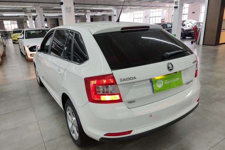 Used Skoda Rapid Spaceback 2016 Revised 1.6L Automatic Chuanxing Version