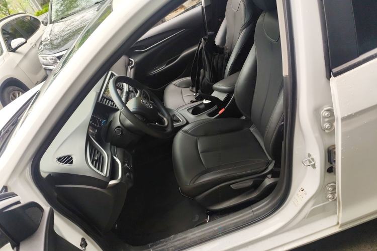 Used Buick GT 2021 Revised Version 1.3T Automatic Mild Hybrid Elite Edition Left Front Seat