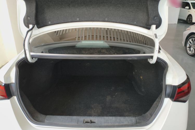 Used Nissan Sylphy 2023 1.6L CVT Smart Drive Version Trunk