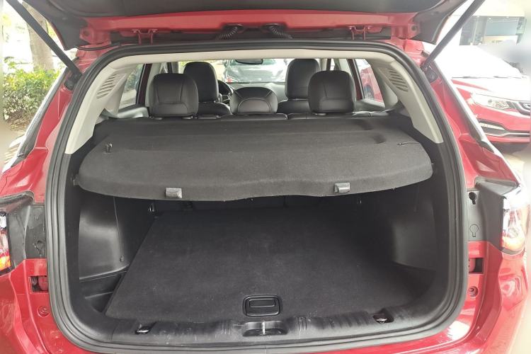 Used Jeep Compass 2017 200T Automatic Family Edition Trunk