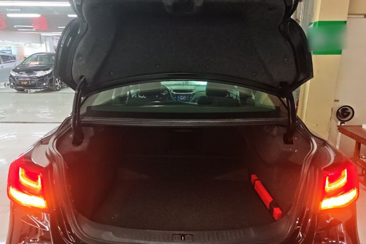 Used Chevrolet Malibu 2018 530T Automatic Comfort Edition Trunk