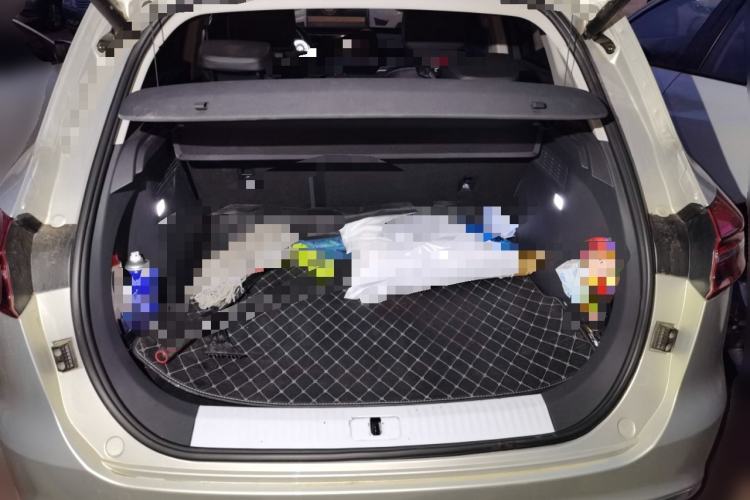 Used Hongqi HS5 2019 2.0T Smart Connect Flagship Edition Trunk