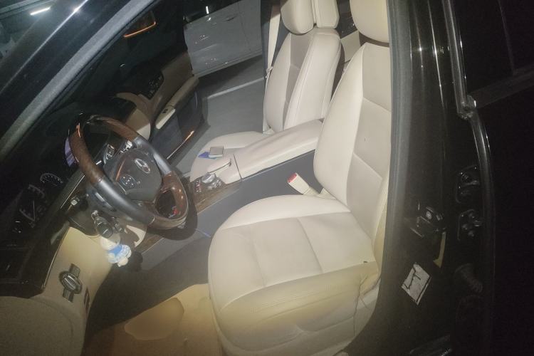 Used Mercedes-Benz S-Class 2010 S 300 L Prestige Edition Left Front Seat