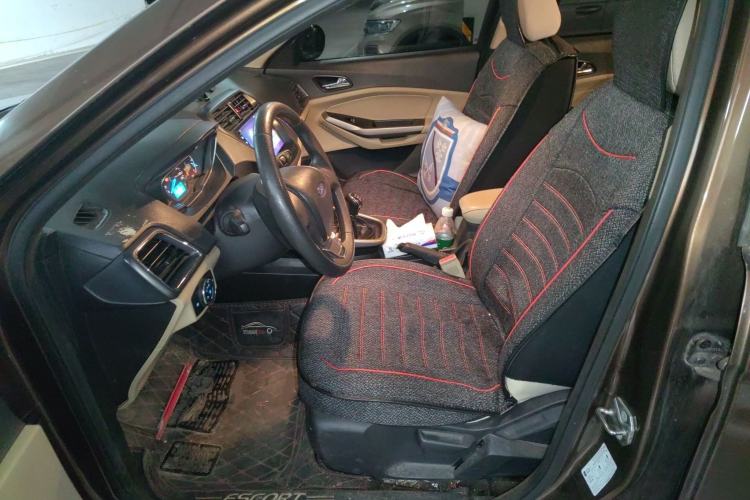 Used Ford Escort 2015 1.5L Manual Comfort Model
