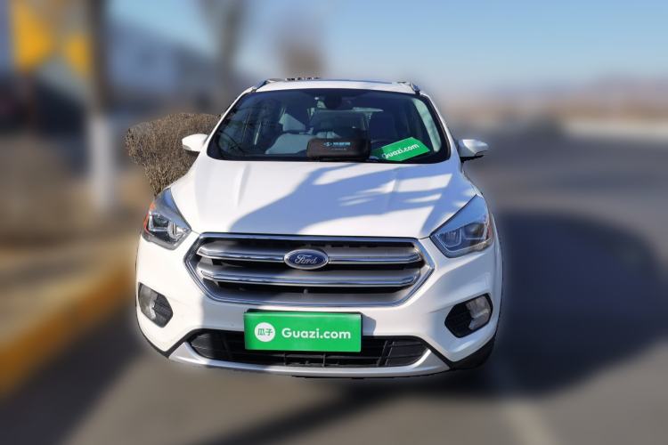 Used Ford Kuga 2018 EcoBoost 180 Two-Wheel-Drive Platinum Edition
