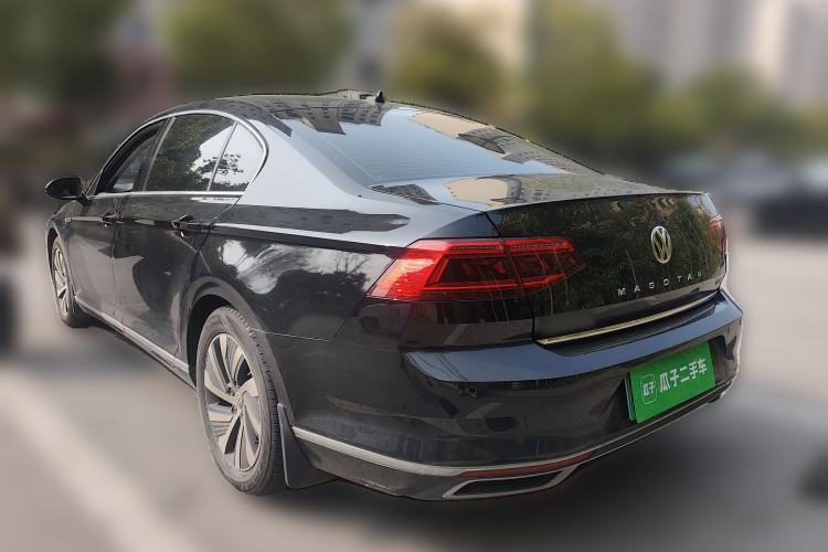 Used Volkswagen Magotan GTE Plug-in Hybrid 2020 GTE Luxury Model Rear Left 45 Deg