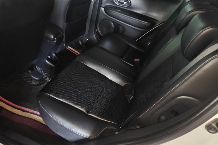 Used Honda Vezel 2020 1.5L CVT Pioneer Edition