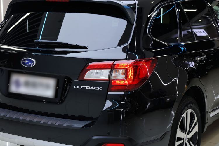 Used Subaru Outback 2019 2.5i Sport Navigation Edition with EyeSight
