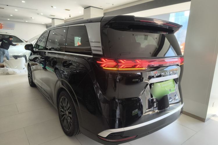 Used Denza D9 2024 DM-i 1050 Luxury Model