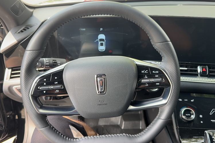 Used Bestune B70S 2023 1.5T All-Around Defender
