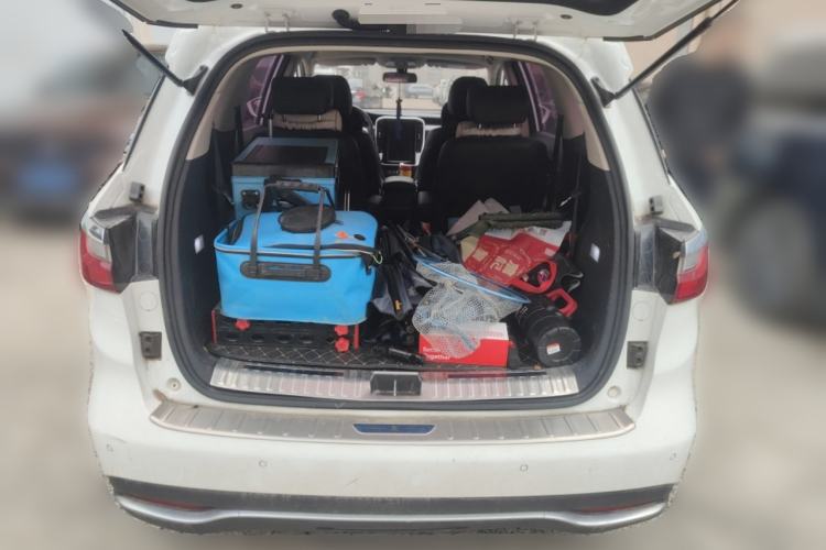 Used BYD Song MAX 2018 1.5T Automatic Smart Connect Elite Model with 6 Seats