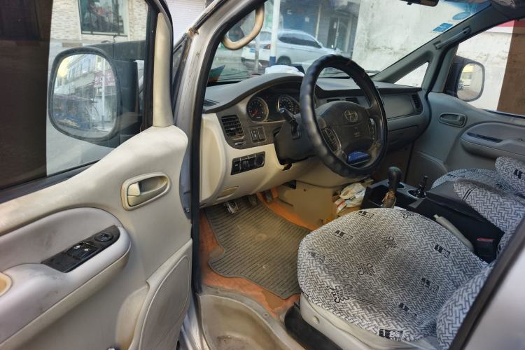 Used JAC Group Refine 2011 2.4L Government Procurement Version Manual Luxury Trim