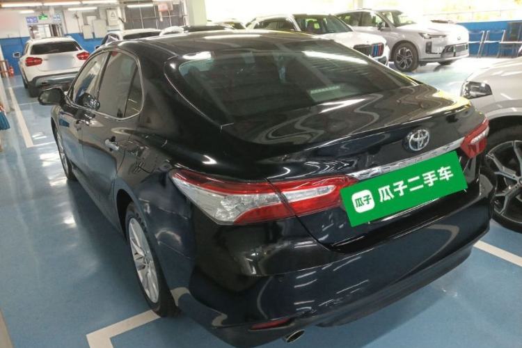 Used Toyota Camry 2018 2.0G Luxury Edition
