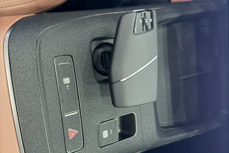 Used Changan Eado 2025 Blue Whale 1.5T 500Bar Flagship Model