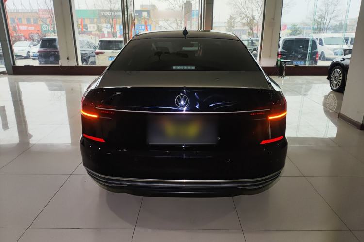 Used Volkswagen Passat 2023 380TSI Luxury Edition
