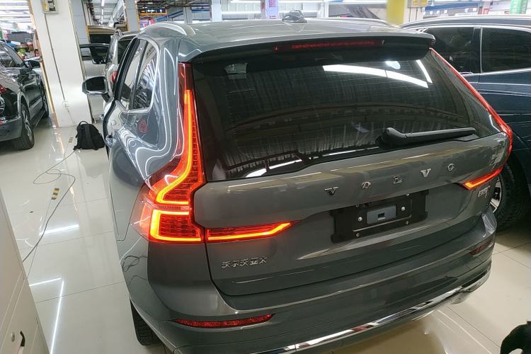 Used Volvo XC60 2023 B5 4x4 Smart Luxury Edition Rear Left 45 Deg