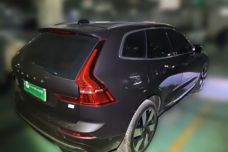 Used Volvo XC60 New Energy 2024 T8 Plug-in Hybrid Long-Range All-Wheel Drive Smart Luxury Edition
