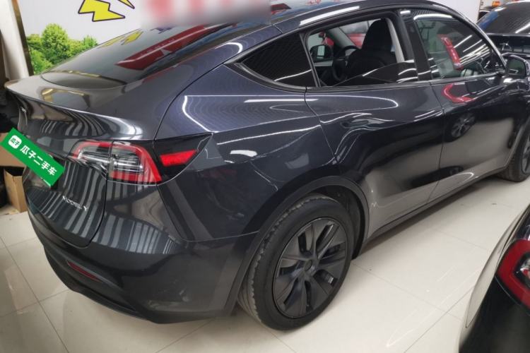 Used Tesla Model Y 2024 Rear-Wheel-Drive Version Rear Right 45 Deg