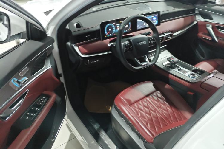 Used JETOUR X70 PLUS 2024 Champion Edition 1.5T DCT Champion MAX 5-Seater
