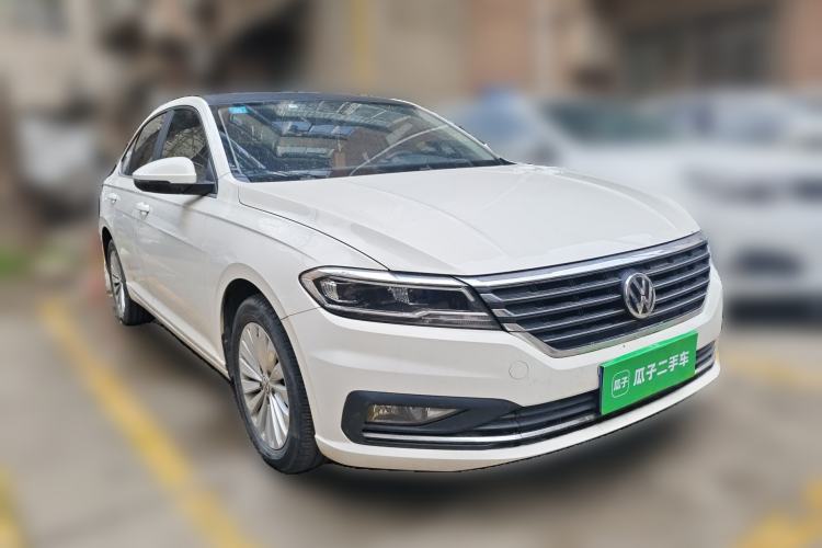 Used Volkswagen Lavida 2019 1.5L Automatic Comfort Edition China VI Standard Front Right 45 Deg