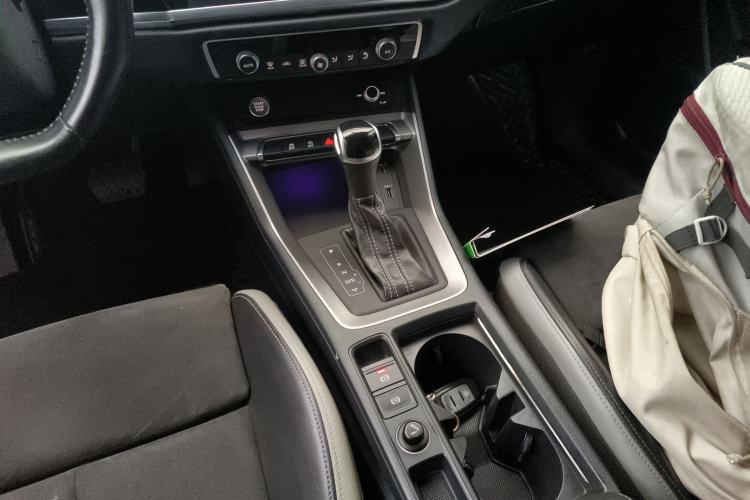 Used Audi Q3 2020 40 TFSI Fashion Dynamic Model
