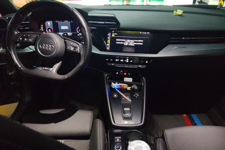 Used Audi A3 2021 Sportback 35 TFSI Fashionable Sports Model Center Console