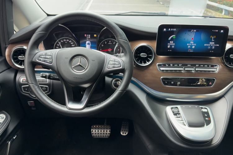 Used Mercedes-Benz V-Class 2021 V 260 L Long-wheelbase Luxury Edition