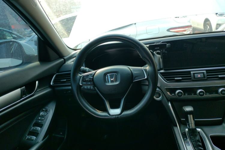Used Honda Accord 2022 260TURBO Luxury Edition Steering Wheel