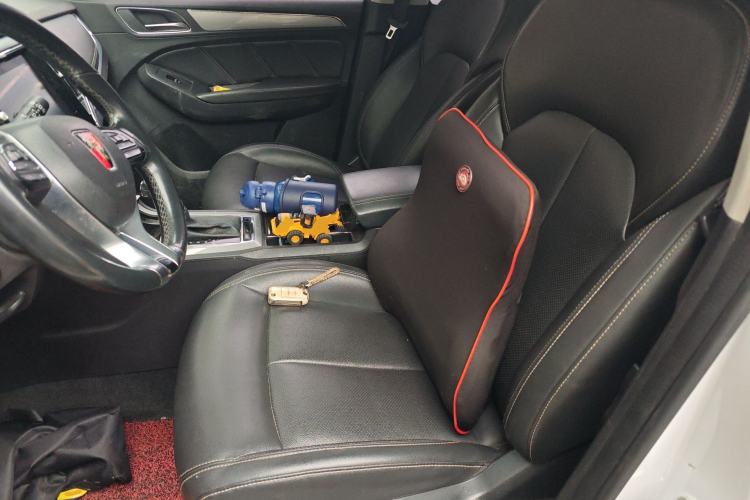 Used Roewe RX5 2018 20T Two-Wheel Drive Automatic Internet Smart Edition
