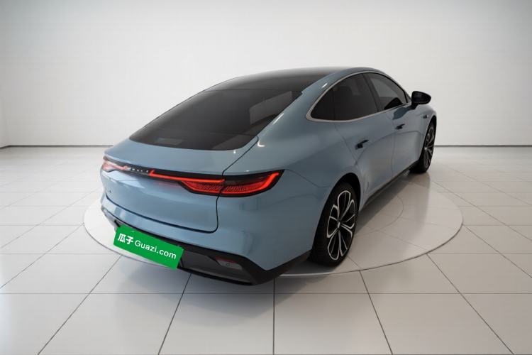 Used Geely Galaxy E8 2025 700 km Long-Range Intelligent Driving Version Rear Right 45 Deg