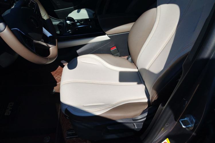 Used BYD Qin PLUS 2024 HONOR Edition DM-i 55KM Leading Model
