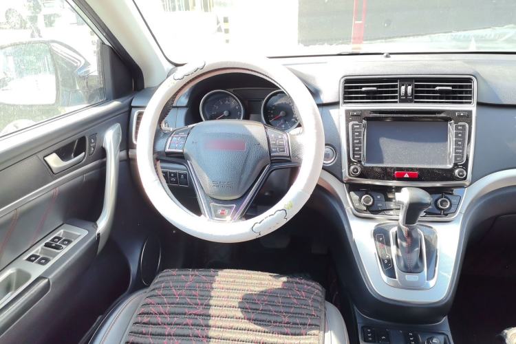 Used Haval H6 2015 Sport Edition 1.5T Automatic Two-Wheel Drive Luxury Model