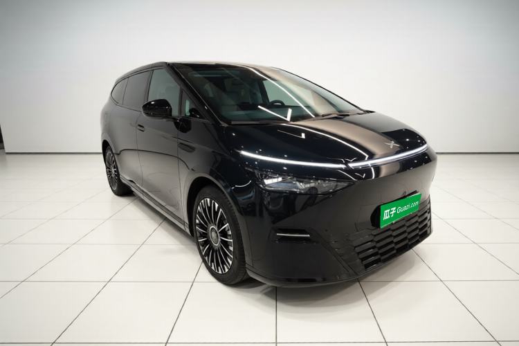 Used XPeng X9 2025 740 Ultra-Long Range Max