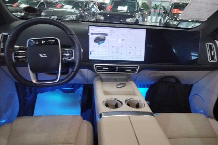 Used Li Auto L6 2024 Pro Model Center Console