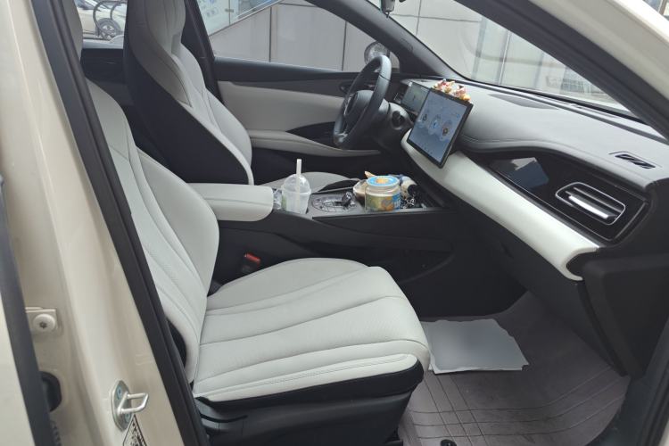 Used BYD Seal 06 New Energy 2024 DM-i 80KM Prestige Model Right Front Seat