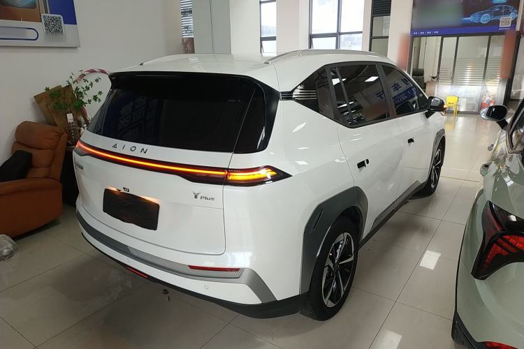 Used AION Y 2023 Younger Star Edition Rear Right 45 Deg