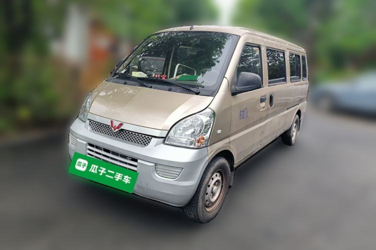 Used Wuling Rongguang EV 2022 Basic Passenger Bus Powered by Penghui Battery
