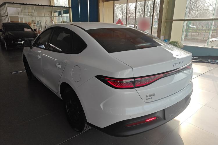 Used BYD Seal 05 DM-i 2026 DM-i 128KM Luxury Edition Rear Left 45 Deg