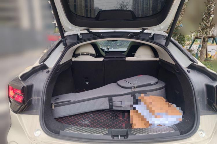 Used Lynk & Co 05 2020 2.0TD Two-Wheel Drive Shine Halo