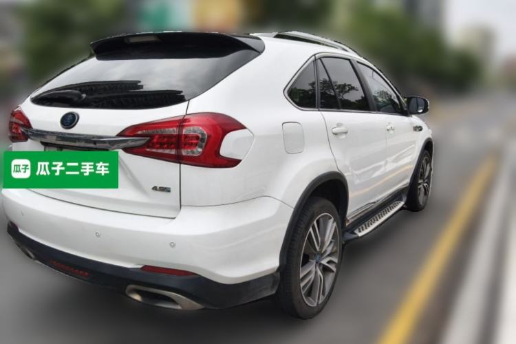 Used BYD Tang New Energy 2017 2.0T All-Wheel Drive Hyatt Model Rear Right 45 Deg