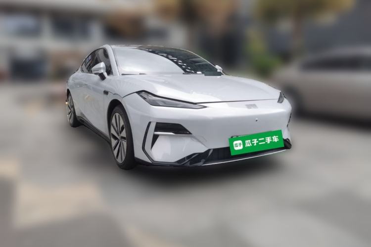 Used Geely Galaxy E8 2024 665 km Range Rear-Drive Starship Long-Range Version