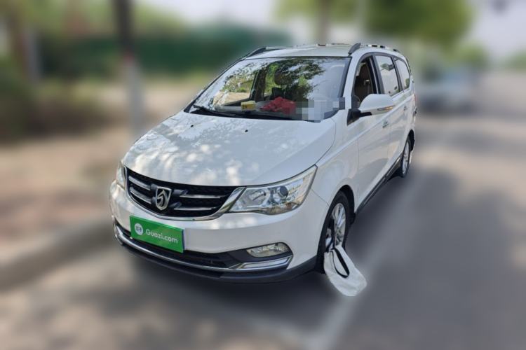 Used Baojun 730 2016 1.5T Manual Comfort Version 7 Seats