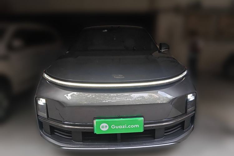Used Li Auto L8 2023 Pro Model
