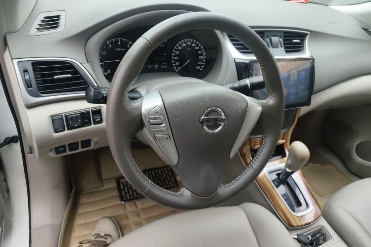 Used Nissan Sylphy 2014 1.6XV CVT Deluxe Edition
