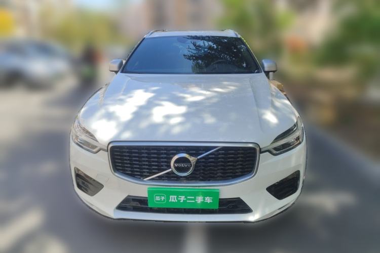 Used Volvo XC60 2019 T5 4x4 Smart & Dynamic Sport Edition China VI Standard
